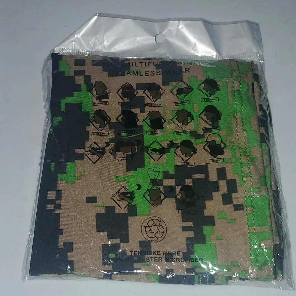Green and brown camo neck gaiter